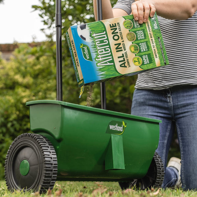 Aftercut All in One Lawn Feed, Weed and Mosskiller 80m2 Box