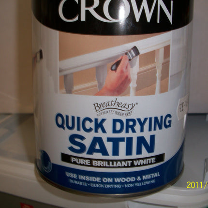 Crown Quick Drying Satin Pure Brilliant White 750ml