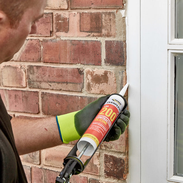 Everbuild Everflex 200 Contractors LMA Silicone Sealant – Suitable for Interior and Exterior Use – Quick Curing – Waterproof – Transparent – 295ml