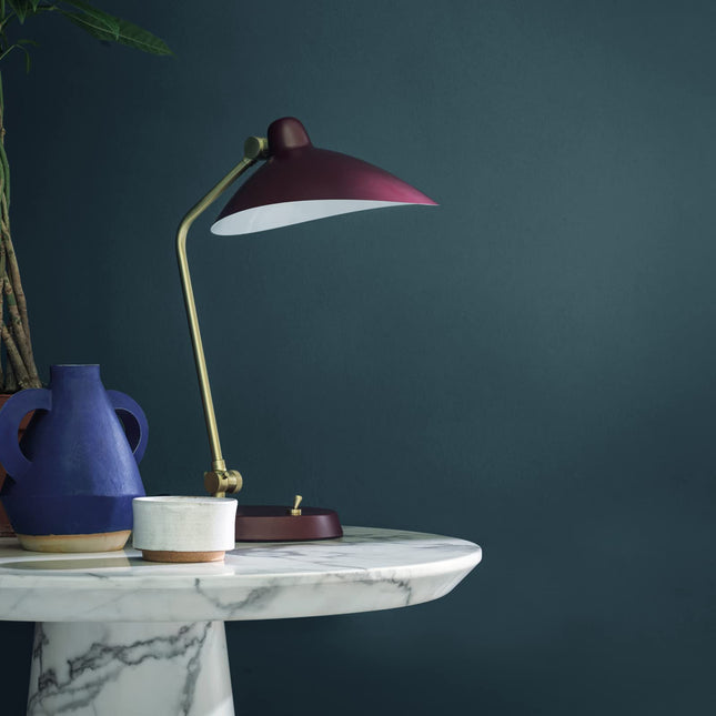 CROWN 2.5L Breatheasy MATT Emulsion Paint for Walls & Ceilings - ENDEAVOUR