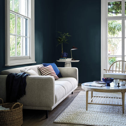 CROWN 2.5L Breatheasy MATT Emulsion Paint for Walls & Ceilings - ENDEAVOUR
