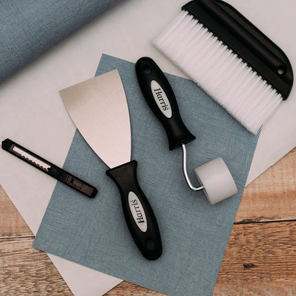 Harris Seriously Good Wallpapering Kit | Set Includes: 1 x Paperhanging Brush, 1 x Stripping Knife, 1 x Seam Roller, 1 x Trimming Knife