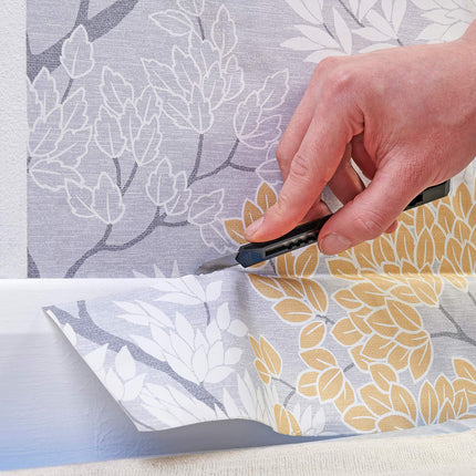 Harris Seriously Good Wallpapering Kit | Set Includes: 1 x Paperhanging Brush, 1 x Stripping Knife, 1 x Seam Roller, 1 x Trimming Knife